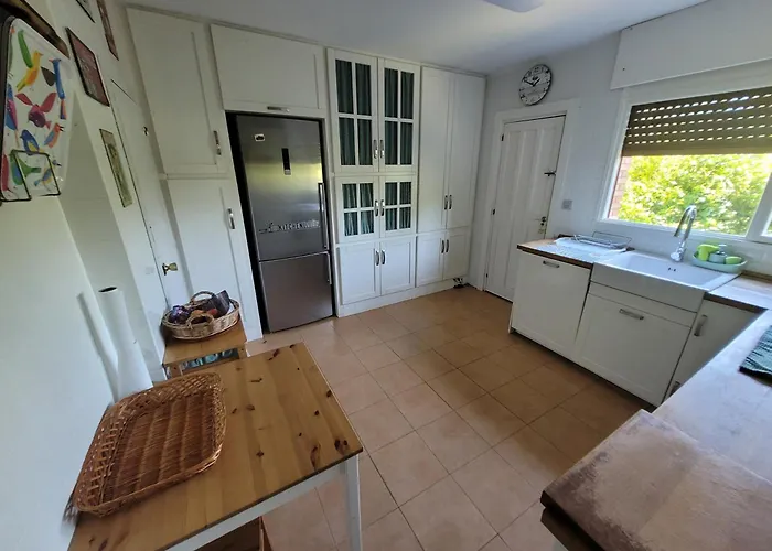 Sabugos, Entre El Mar Y La Montana 펜션 *