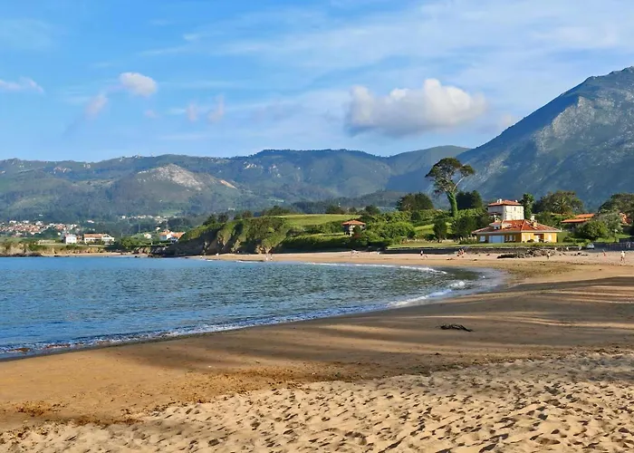 Sabugos, Entre El Mar Y La Montana 펜션 *