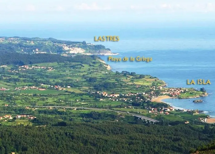 펜션 Sabugos, Entre El Mar Y La Montana